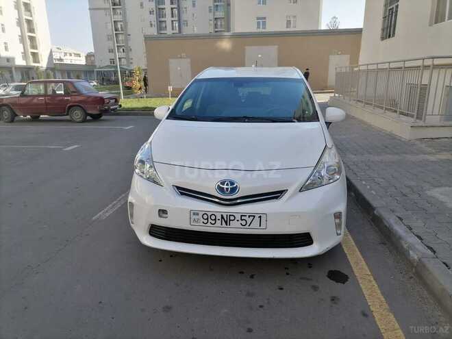Toyota Prius V 2012, 300,000 km - 1.8 l - Gəncə