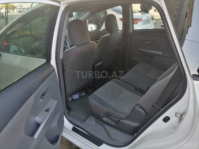 Toyota Prius V 2012, 300,000 km - 1.8 l - Gəncə