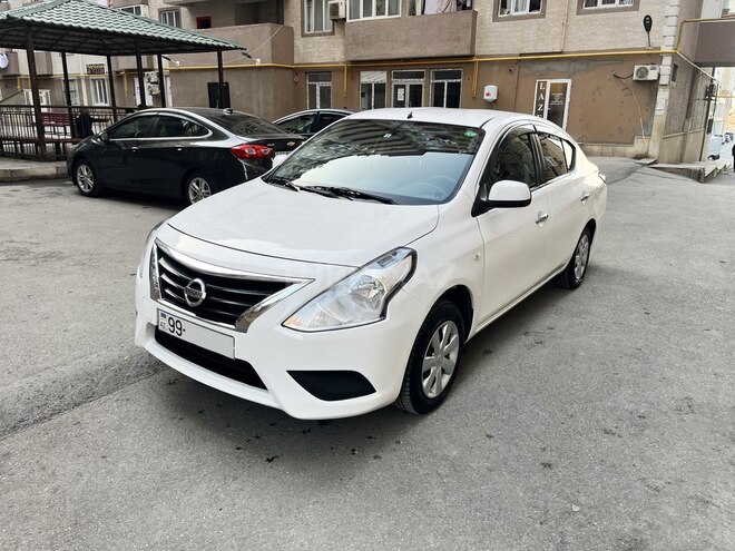 Nissan Sunny 2015, 147,000 km - 1.2 l - Bakı