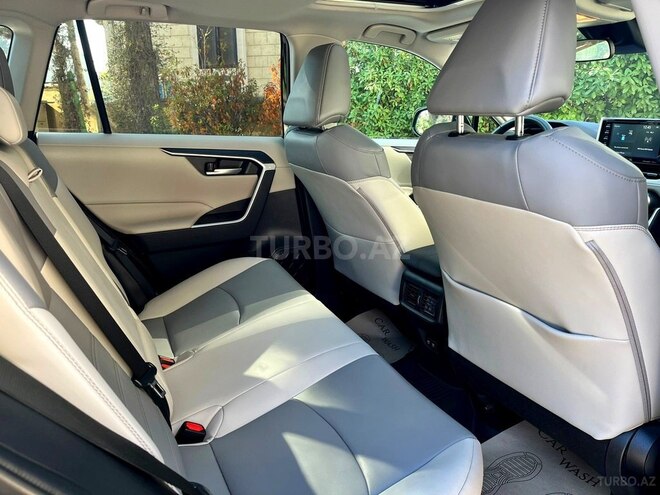 Toyota RAV4 2021, 4,676 km - 2.5 l - Bakı