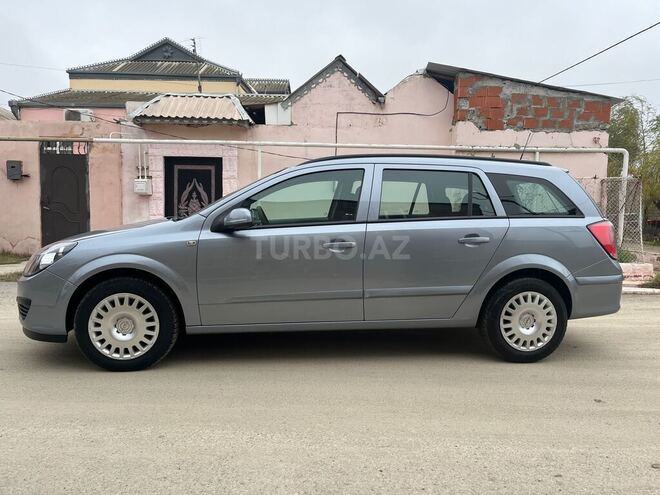 Opel Astra 2006, 156,000 km - 1.4 l - Bakı