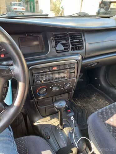 Opel Vectra 1996, 260,000 km - 2.0 l - Bakı