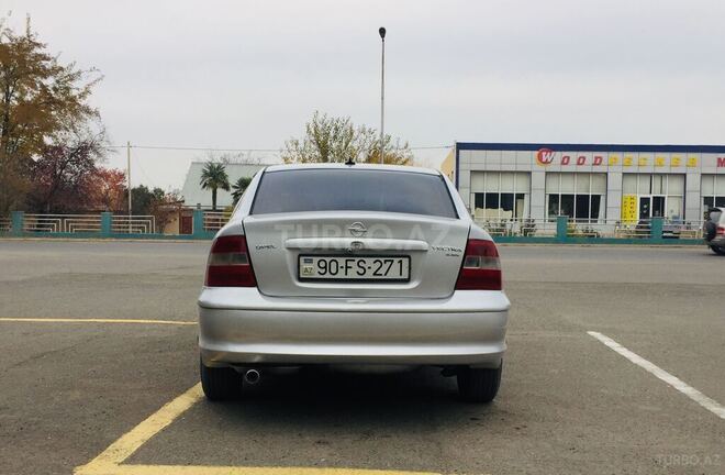 Opel Vectra 1996, 338,000 km - 1.8 l - Qazax