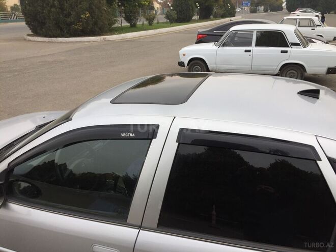 Opel Vectra 1996, 338,000 km - 1.8 l - Qazax