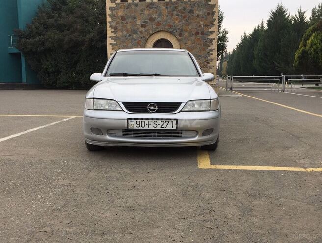 Opel Vectra 1996, 338,000 km - 1.8 l - Qazax