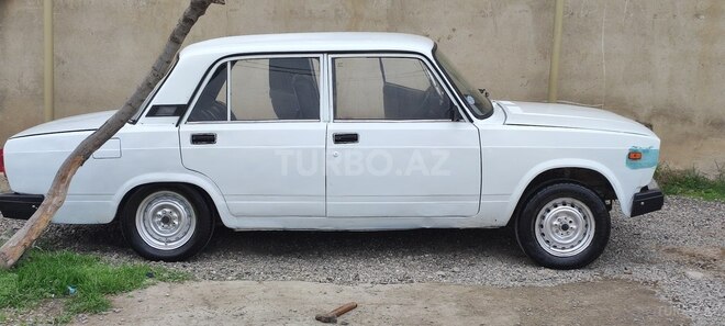 LADA (VAZ) 2105 1983, 80,000 km - 1.5 l - Xaçmaz