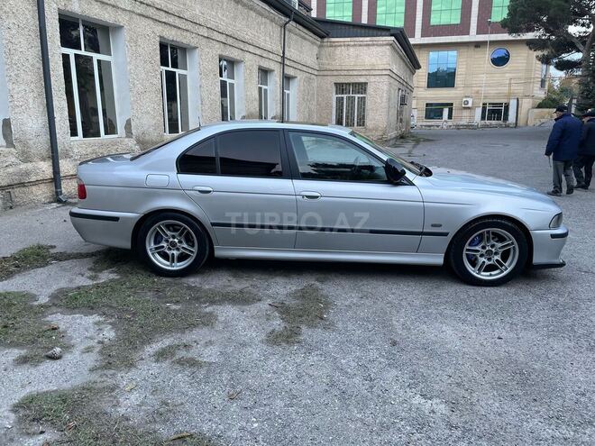BMW 525 2002, 321,000 km - 2.5 l - Bakı