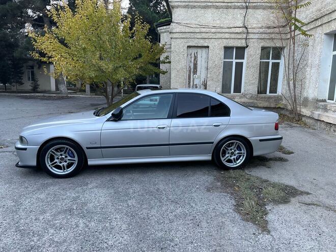 BMW 525 2002, 321,000 km - 2.5 l - Bakı