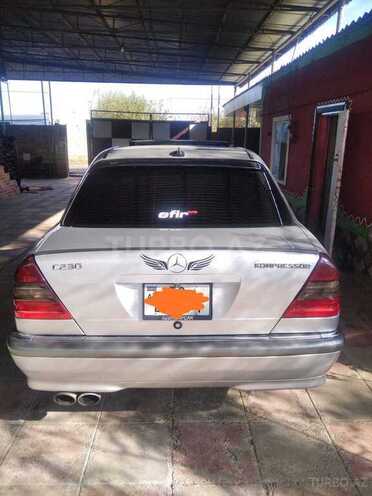 Mercedes C 230 1999, 300,000 km - 2.3 l - Biləsuvar