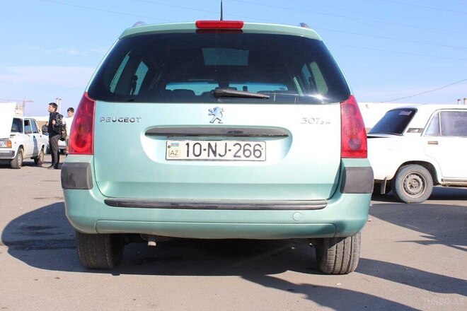 Peugeot 307 2004, 350,000 km - 2.0 l - Bakı