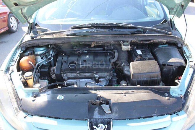 Peugeot 307 2004, 350,000 km - 2.0 l - Bakı