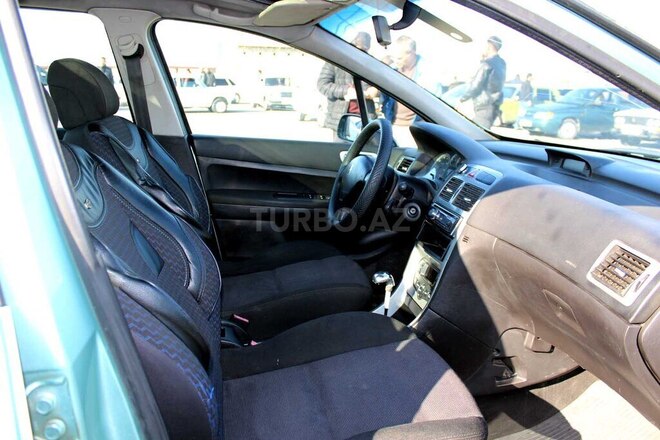 Peugeot 307 2004, 350,000 km - 2.0 l - Bakı