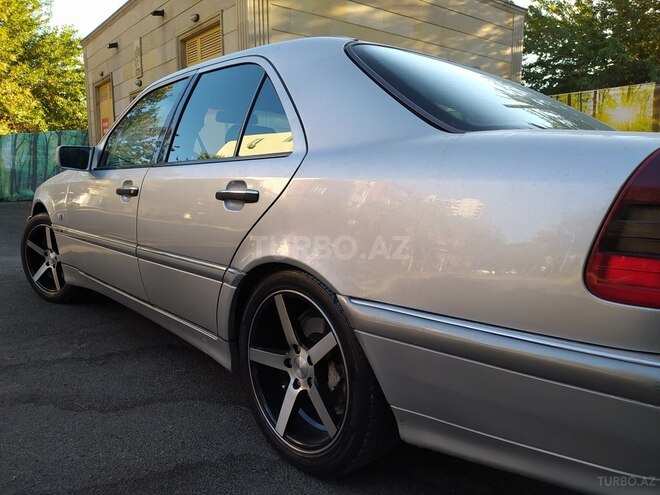 Mercedes C 240 1998, 421,247 km - 2.4 l - Bakı