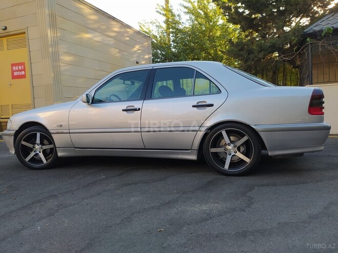 Mercedes C 240 1998, 421,247 km - 2.4 l - Bakı