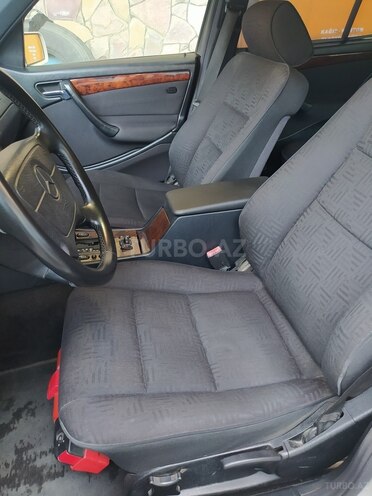 Mercedes C 240 1998, 421,247 km - 2.4 l - Bakı