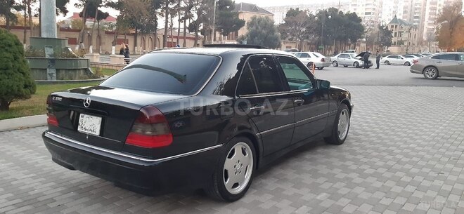 Mercedes C 230 1997, 142,000 km - 2.3 л - Bakı