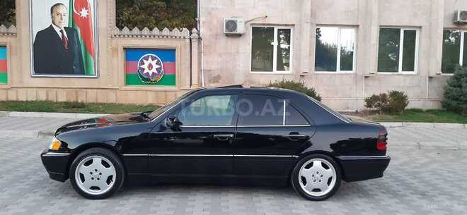 Mercedes C 230 1997, 142,000 km - 2.3 л - Bakı