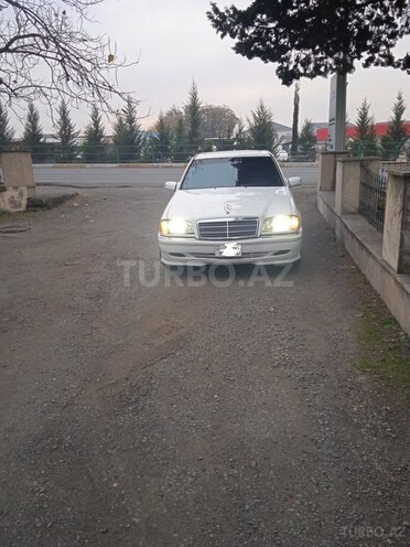 Mercedes C 230 1998, 301,275 km - 2.3 l - Zaqatala