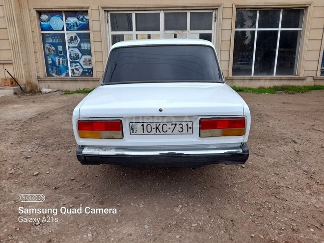 LADA (VAZ) 2107 1986, 100,000 km - 1.6 l - Salyan