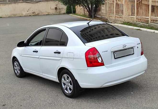 Hyundai Accent 2009, 272,000 km - 1.4 l - Bakı