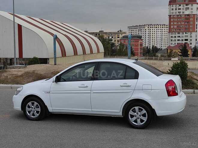 Hyundai Accent 2009, 272,000 km - 1.4 l - Bakı