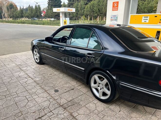 Mercedes E 240 2000, 425,000 km - 2.4 l - Masallı