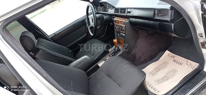 Mercedes E 230 1988, 312,654 km - 2.3 l - Sumqayıt