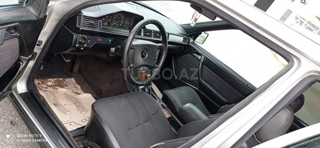 Mercedes E 230 1988, 312,654 km - 2.3 l - Sumqayıt