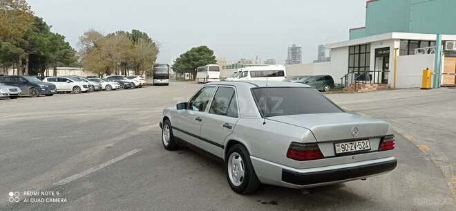 Mercedes E 230 1988, 312,654 km - 2.3 l - Sumqayıt