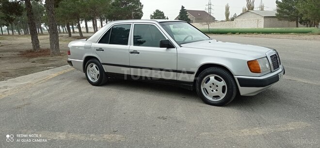 Mercedes E 230 1988, 312,654 km - 2.3 l - Sumqayıt