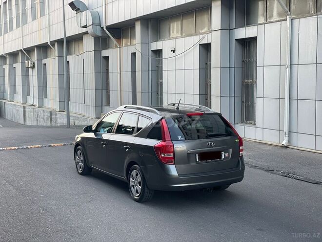 Kia Ceed 2011, 187,000 km - 1.6 l - Bakı