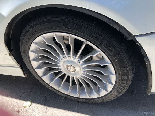 BMW 520 1996, 300,000 km - 2.0 l - Bakı