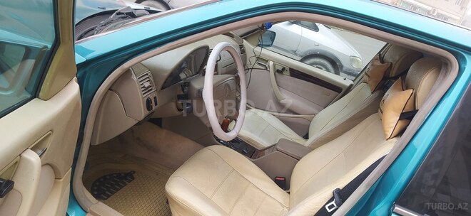 Mercedes C 200 1997, 483,116 km - 2.0 l - Bakı