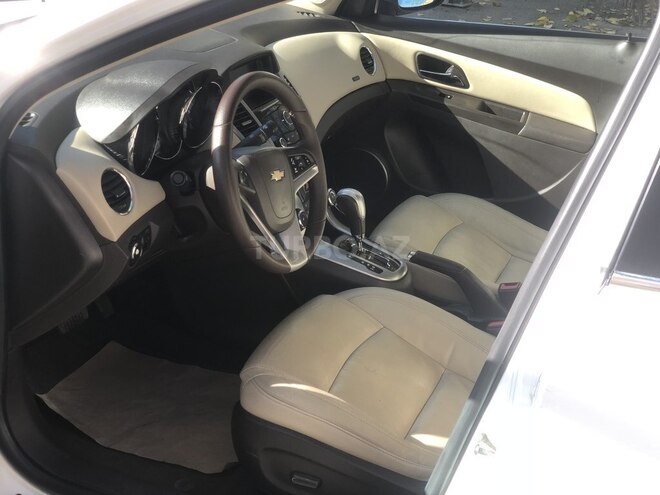 Chevrolet Cruze 2013, 185,000 km - 1.4 l - Gəncə