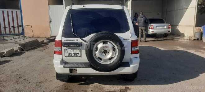 Mitsubishi Pajero io 2000, 320,000 km - 2.0 l - Qusar