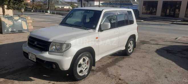Mitsubishi Pajero io 2000, 320,000 km - 2.0 l - Qusar