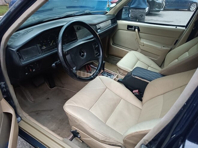Mercedes 190 1991, 384,659 km - 1.8 л - Bakı