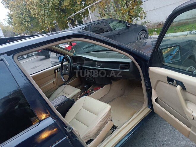 Mercedes 190 1991, 384,659 km - 1.8 л - Bakı