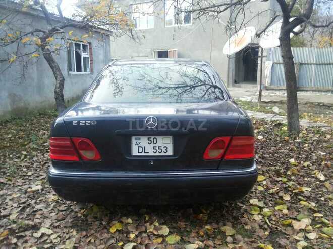 Mercedes E 200 1996, 580,000 km - 2.0 l - Qusar