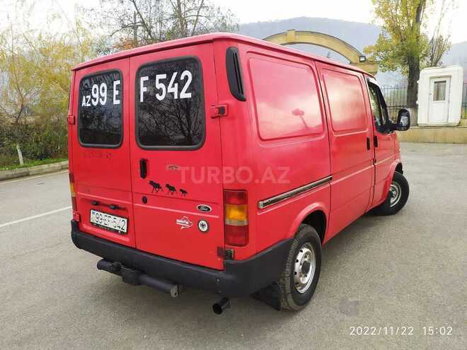 Ford Transit 2000, 368,000 km - 2.5 l - Qusar