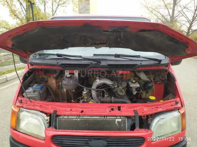 Ford Transit 2000, 368,000 km - 2.5 l - Qusar