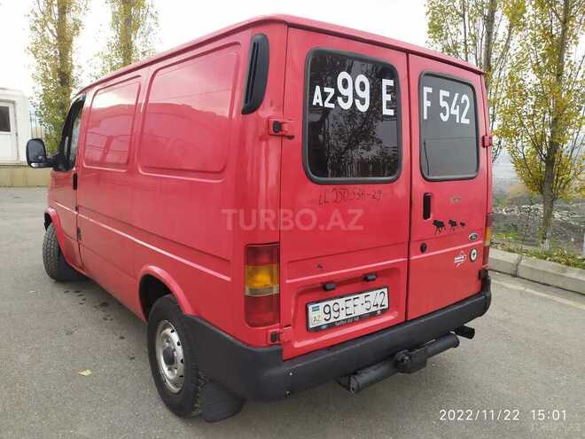 Ford Transit 2000, 368,000 km - 2.5 l - Qusar