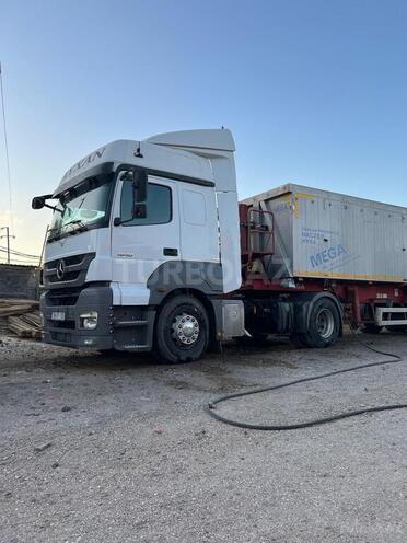 Mercedes Axor 1840 2008, 985,000 km - 12.0 l - Beyləqan