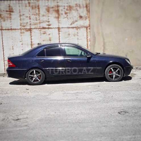 Mercedes C 240 2001, 321,000 km - 2.6 l - Bakı