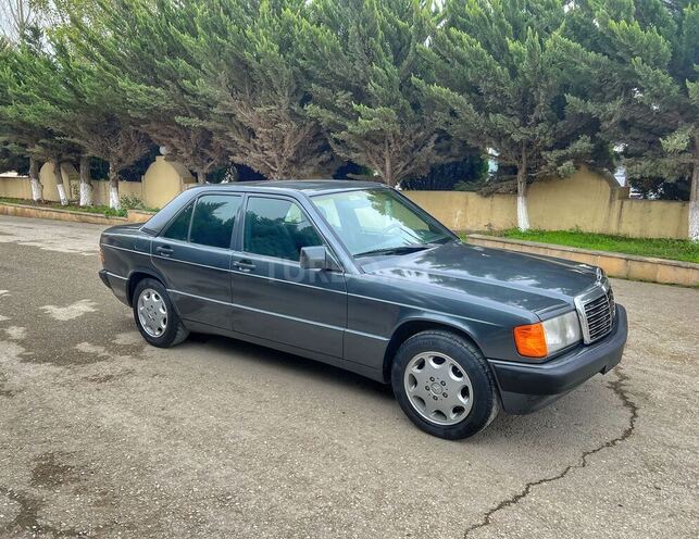 Mercedes 190 1993, 310,025 km - 1.8 l - Siyəzən