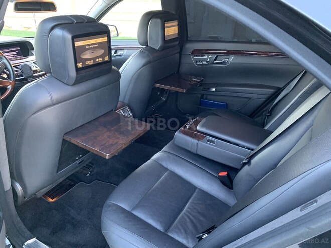Mercedes S 500 2010, 93,500 km - 4.7 л - Bakı