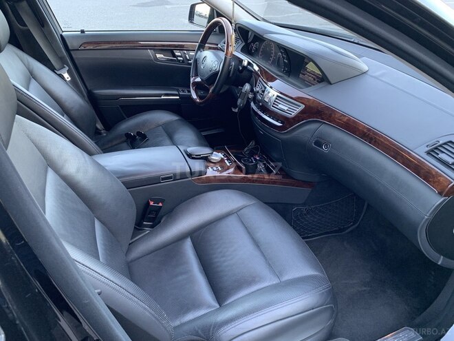 Mercedes S 500 2010, 93,500 km - 4.7 л - Bakı