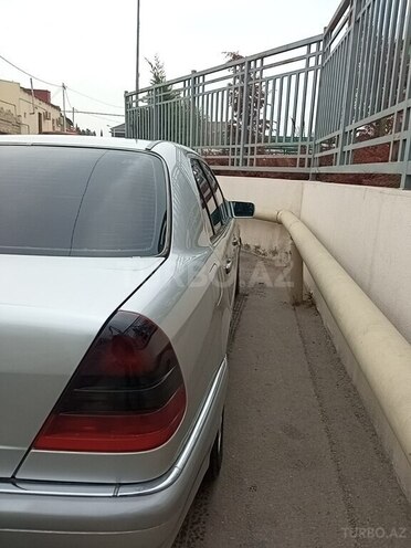 Mercedes C 240 1998, 212,000 km - 2.4 l - Bakı