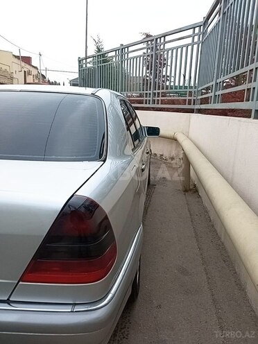 Mercedes C 240 1998, 212,000 km - 2.4 l - Bakı