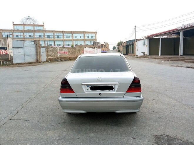 Mercedes C 240 1998, 212,000 km - 2.4 l - Bakı